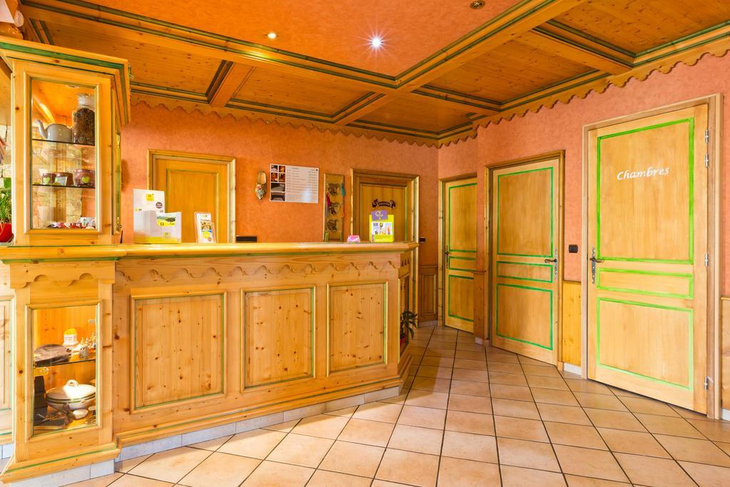 Accueil Savoyard Hotel Mieussy Buitenkant foto